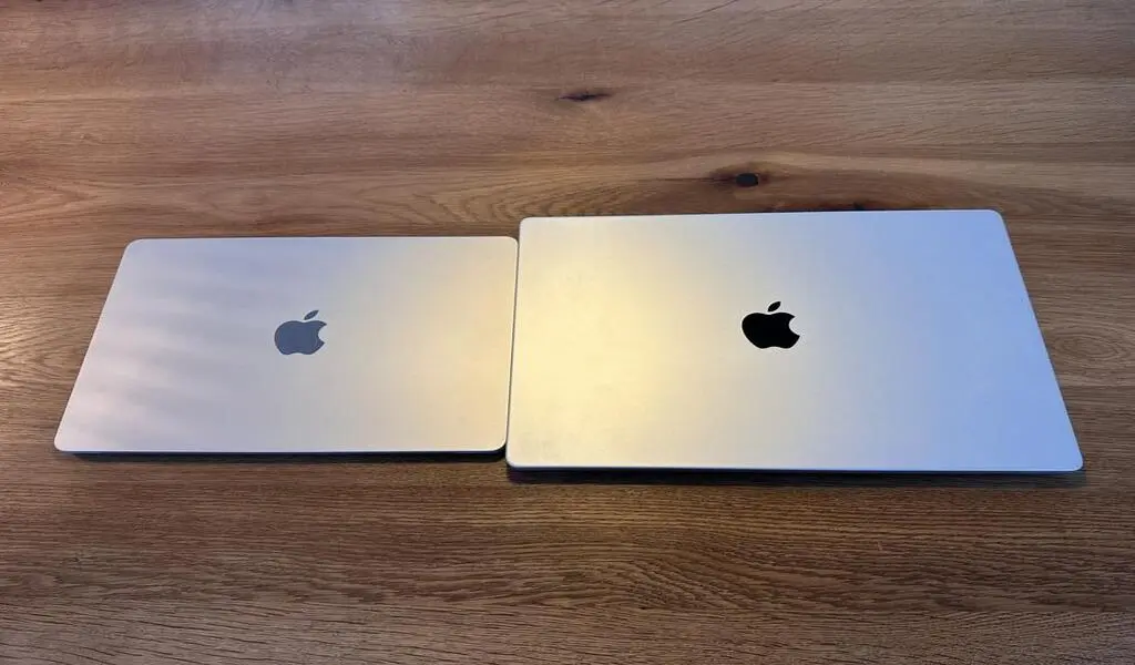 MacBook Pro vs MacBook Air Comparison