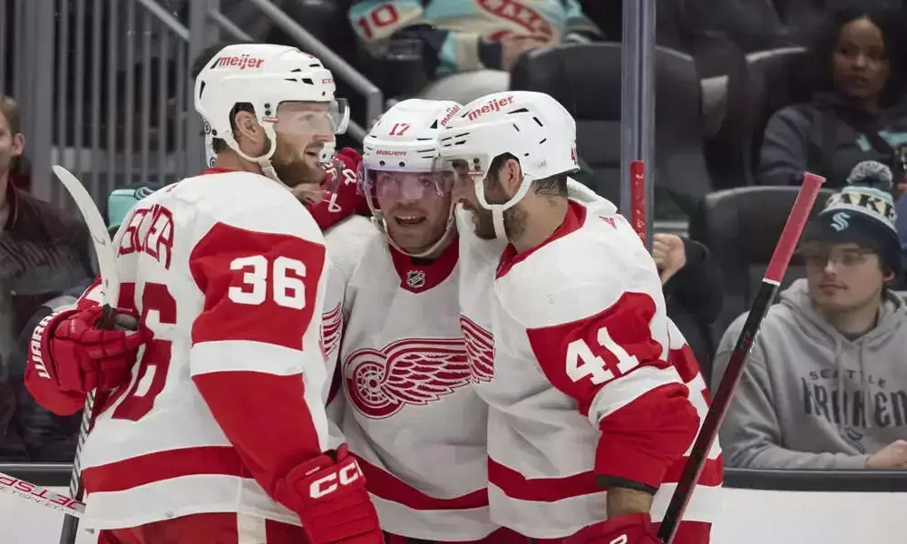 Red Wings Beat Kraken 4-3 In Overtime On Chiarot's Goal