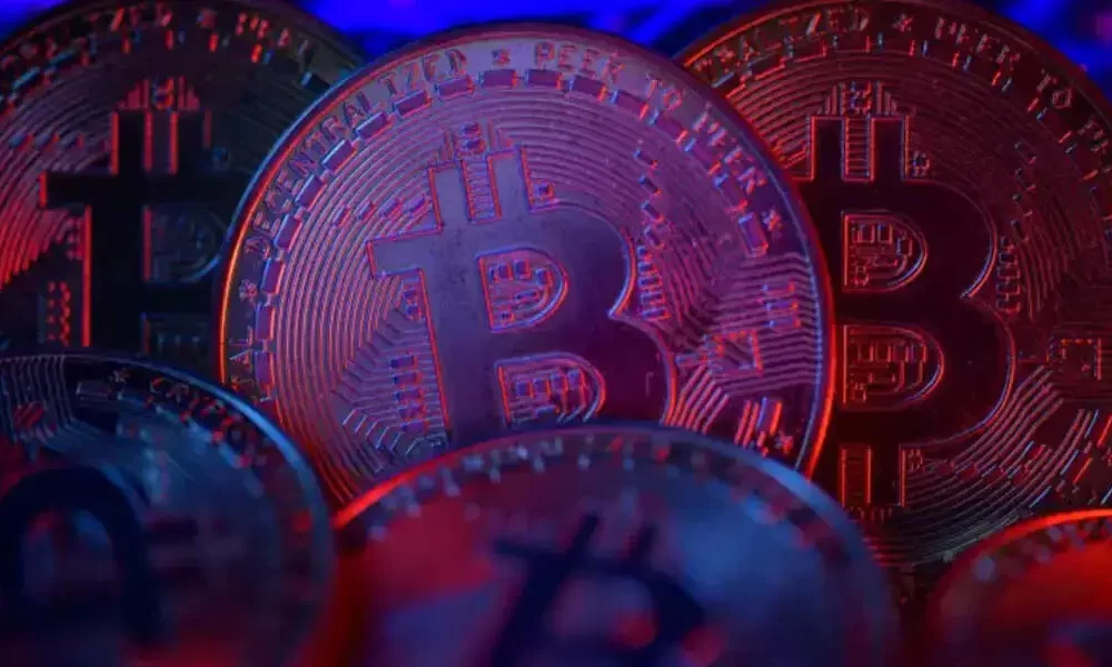 Bitcoin Closes Out The Most Positive Month Since 2020, Topping $61,000