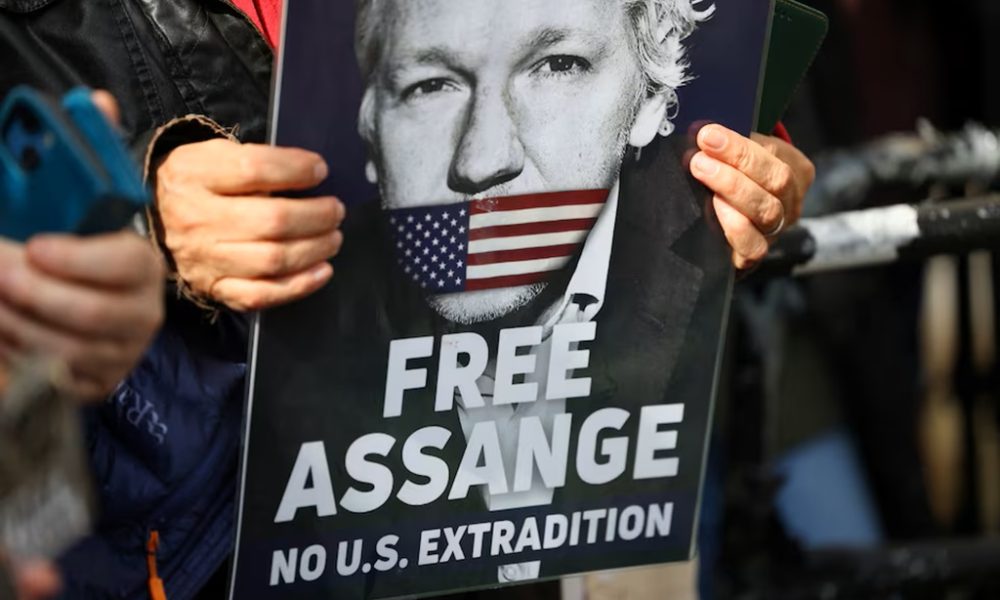 Julian Assange WikiLeaks