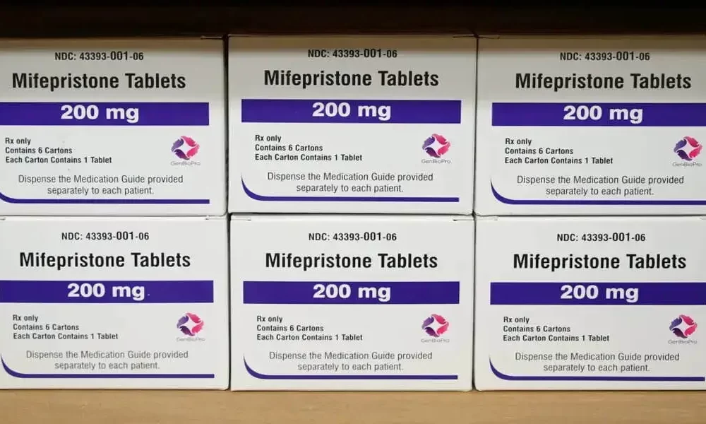 CVS And Walgreens Pharmacies Will Soon Dispense Mifepristone