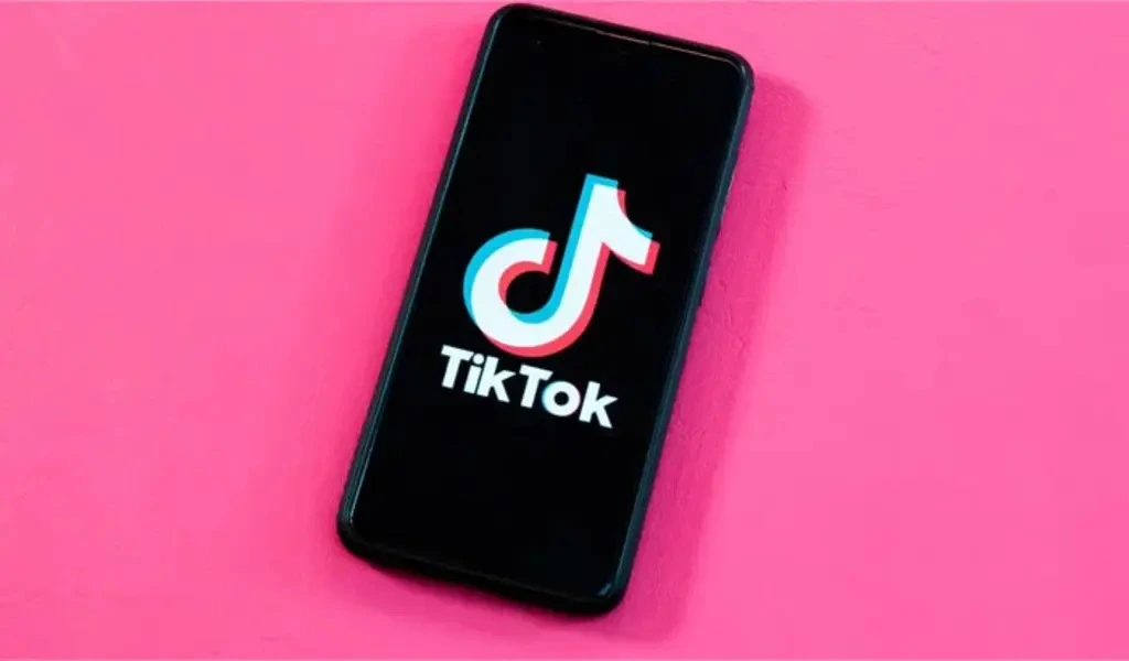 Instagram Rival TikTok Launches New Photo-Sharing App