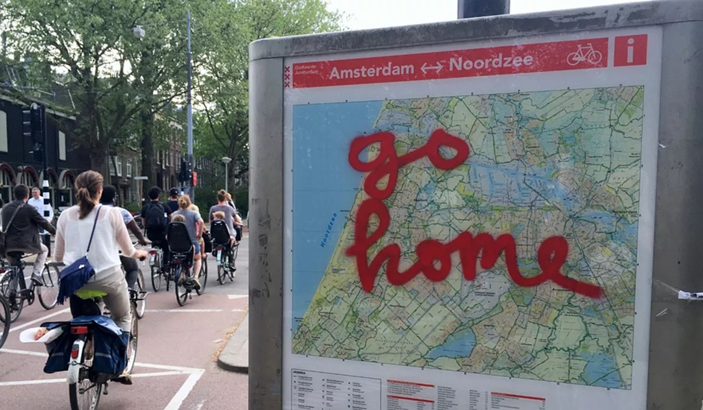 Amsterdam Mass Tourism