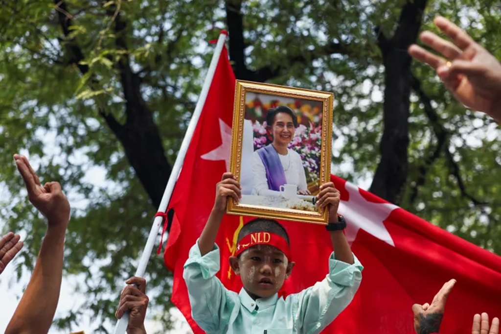 Aung San Suu Kyi House Arrest Myanmar