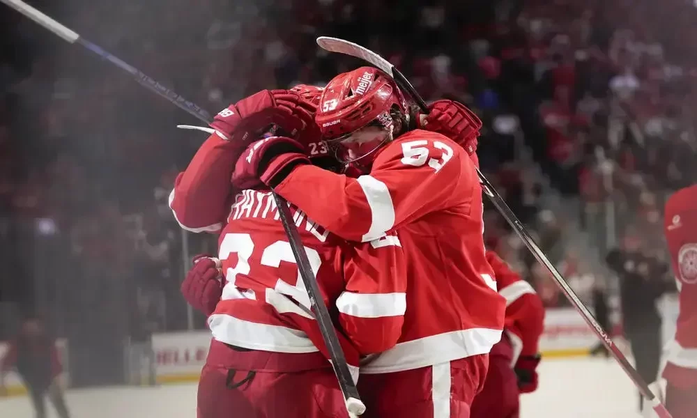 Red Wings Keep Their Playoff Hopes Alive With a 5-4 Win Over The Canadiens