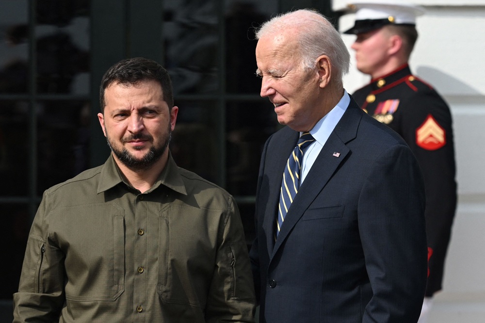 President Joe Biden and Ukrainian President Volodymyr Zelensky