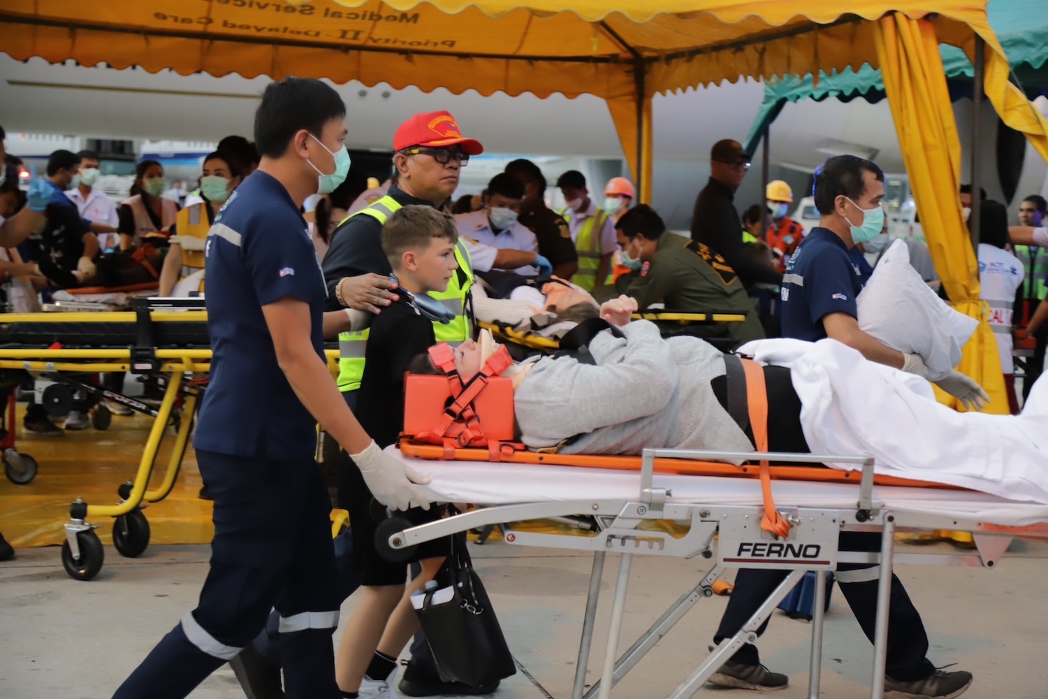 Twenty Singapore Airlines Passengers in Intensive Care