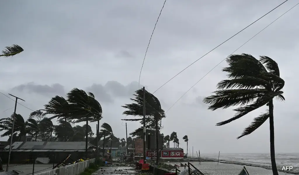 Cyclone Remal Quickest-Forming, Longest-Lasting Storm Hits Bangladesh and India