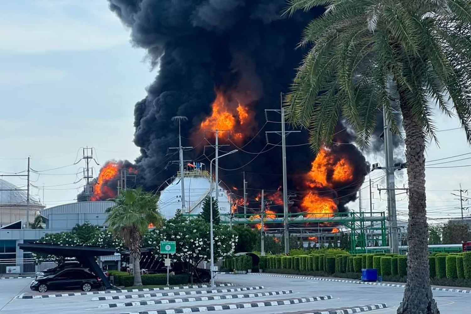 Gas Storage Tank explodes in Rayong Thailand