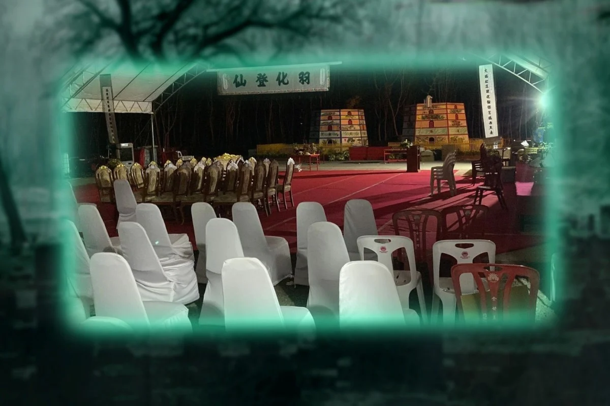 Chinese Cemetery in Thailand Hosts Film Screenings for the Dead in Unique Ceremony