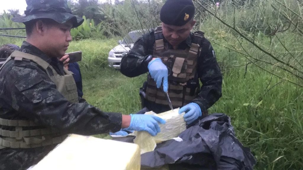 Pha Mueang Soldiers Seize 8 Million Meth Pills in Chiang Saen, Chiang Rai